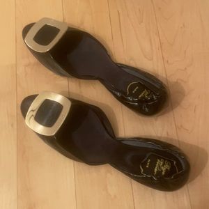 Roger Vivier like new
